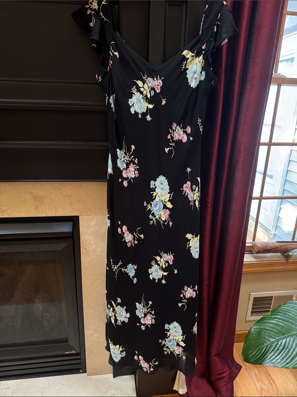 Evan-Picone Black Maxi Dress With Pastel Floral Print Sz 12